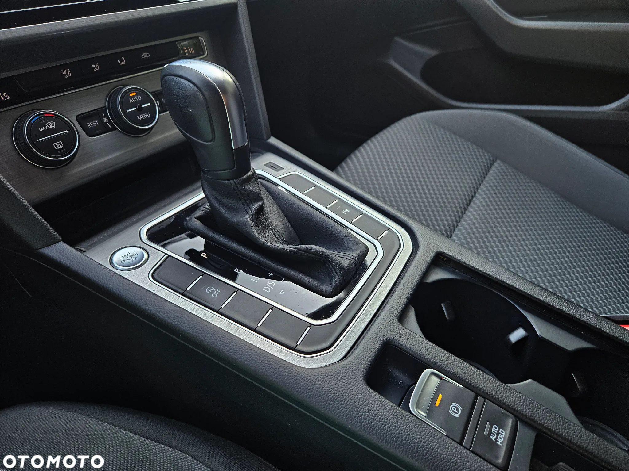 Volkswagen Passat 1.5 TSI EVO Essence DSG - 35