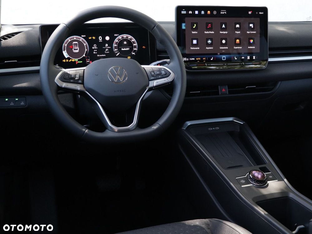 Volkswagen T-Roc - 17