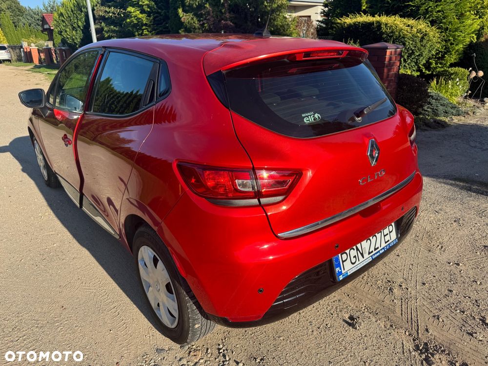 Renault Clio 1.2 16V Life - 6