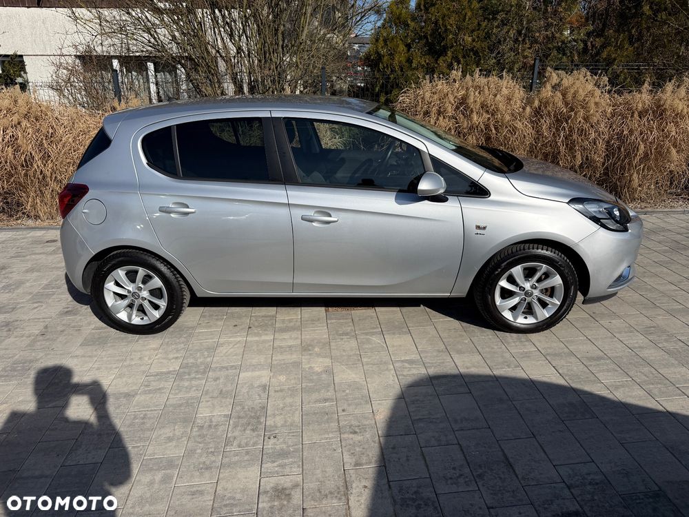 Opel Corsa 1.4 Cosmo - 4