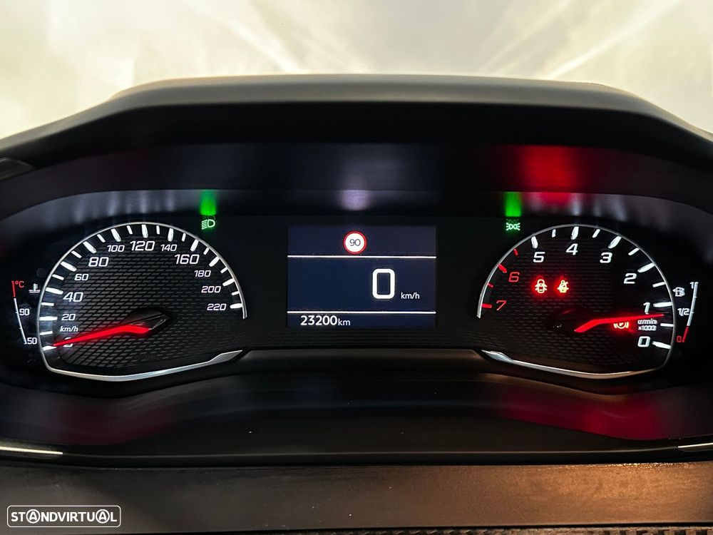 Peugeot 208 1.2 PureTech Active - 18