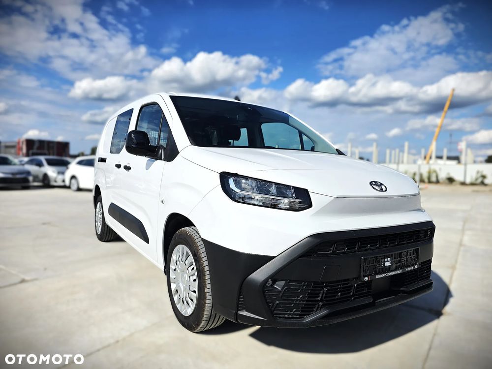 Toyota Furgon Brygadowy Long podwójne drzwi boczne - 1