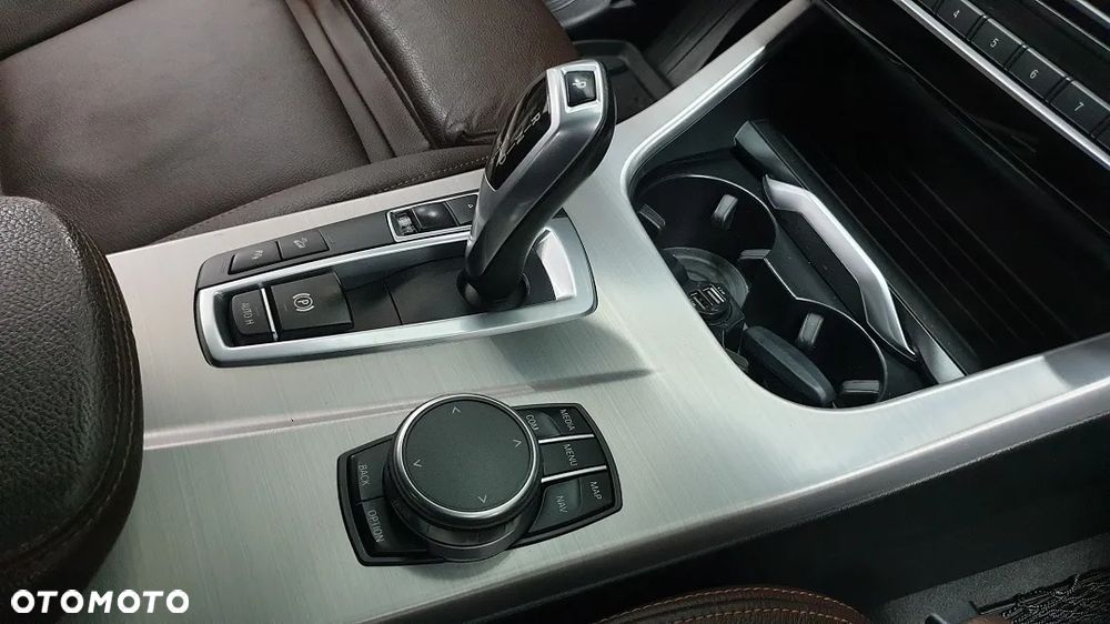 BMW X4 xDrive20i xLine - 16