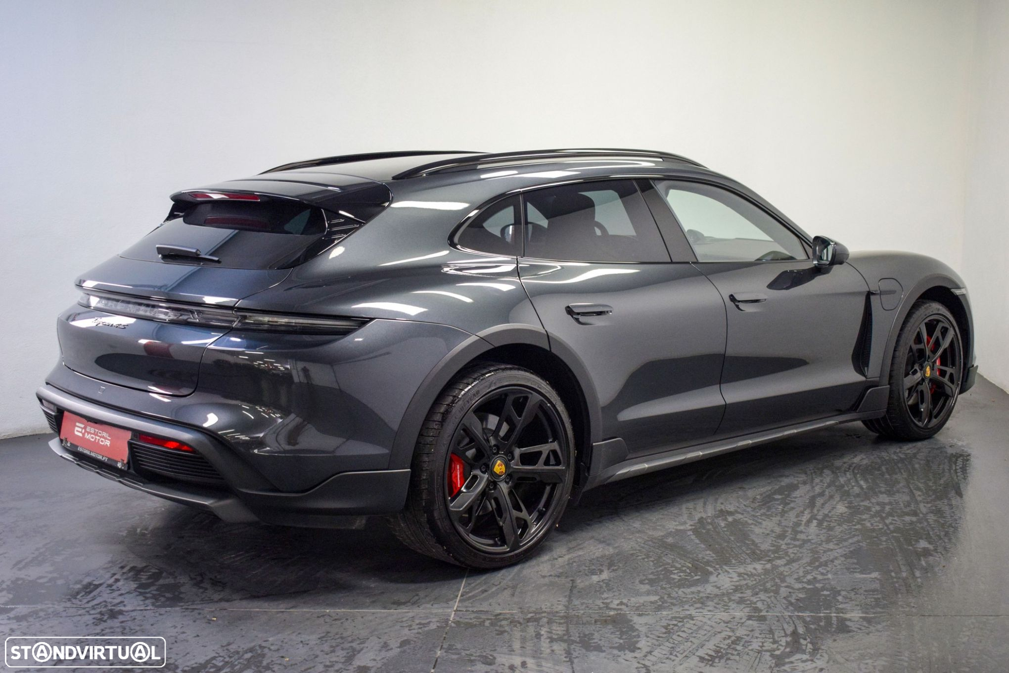 Porsche Taycan Cross Turismo 4S - 3
