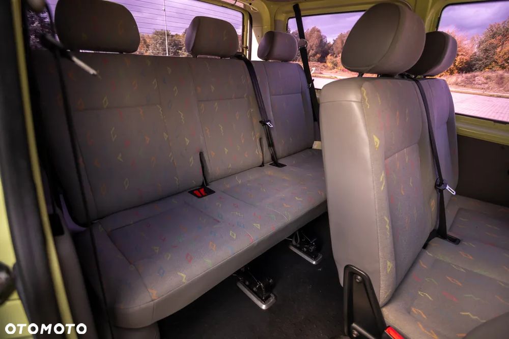 Volkswagen Transporter T5 TDI L1H2 - 18