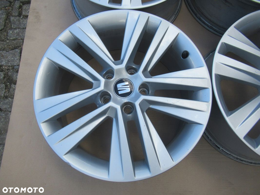 ALUFELGI 4szt R17 SEAT TARRACO,ALTEA,LEON ,EXEO,ATECA,GOLF 5,6,7,8 ,OCTAVIA - 5