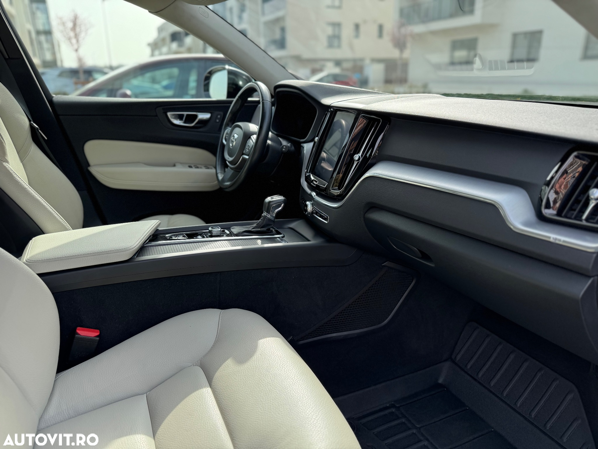Volvo XC 60 D4 AWD Momentum - 20