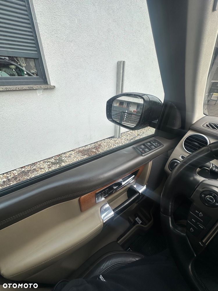 Land Rover Discovery 3.0 Si6 HSE Luxury - 22