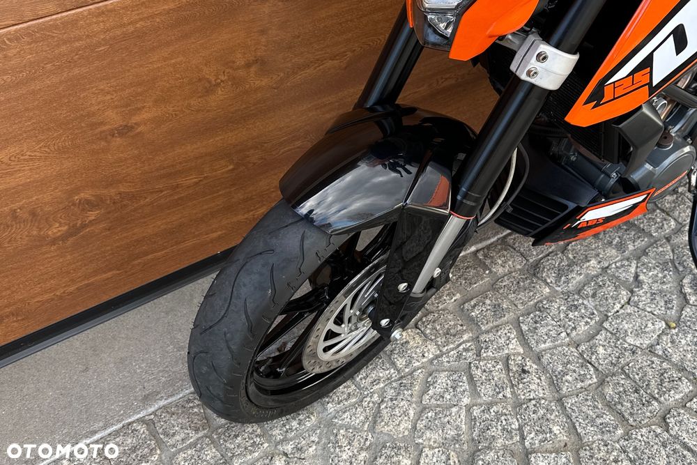 KTM Duke - 16