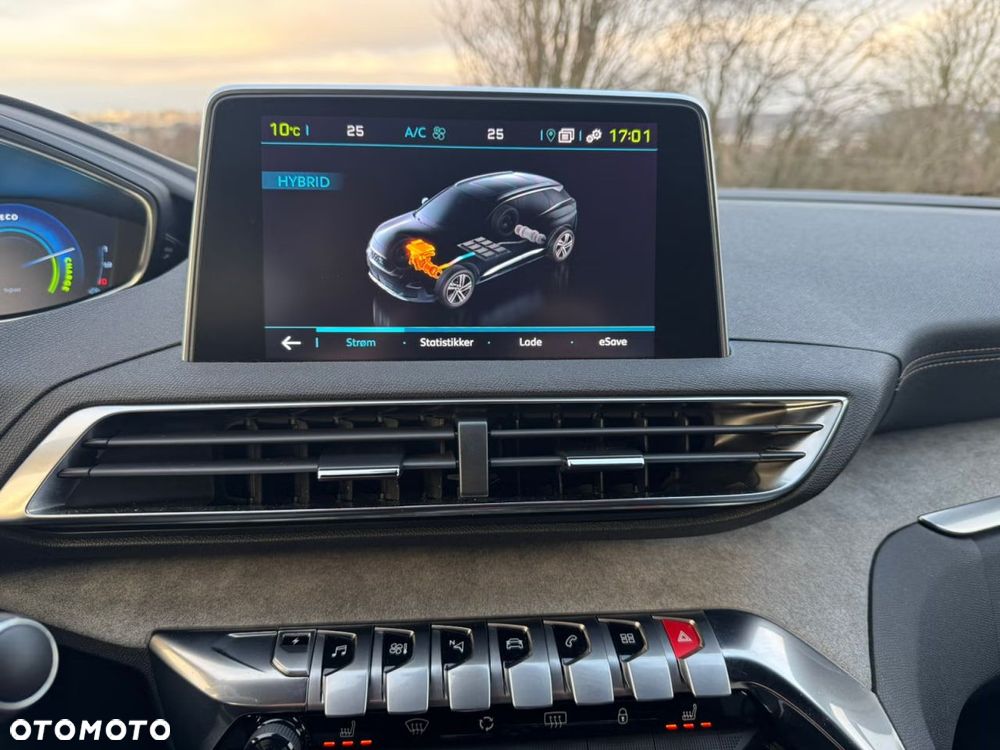 Peugeot 3008 1.6 PureTech HYbrid4 GT Line S&S EAT8 - 29