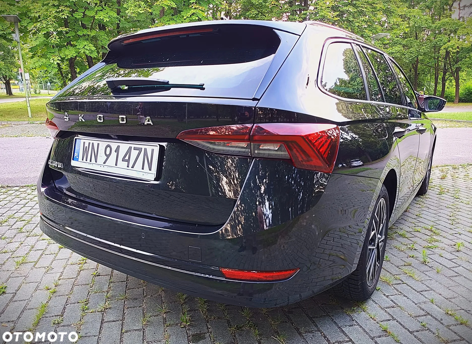 Skoda Octavia 2.0 TDI Style DSG - 11