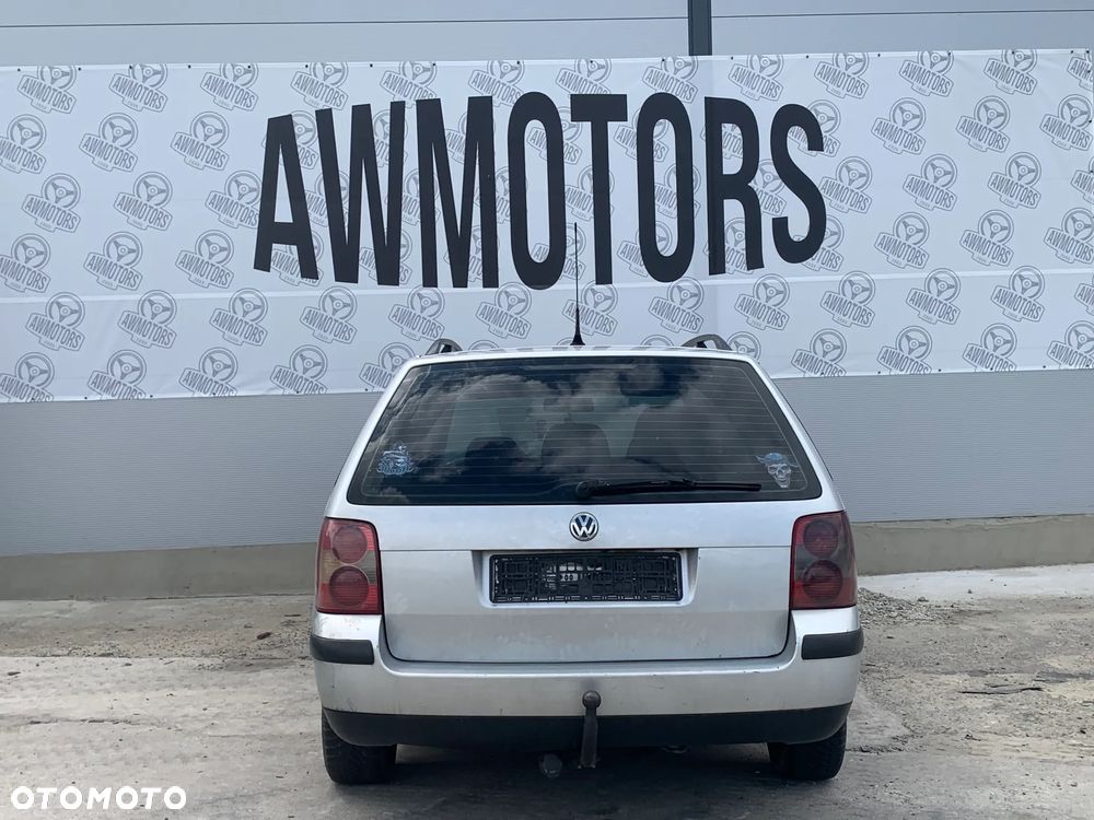 VW VOLKSWAGEN PASSAT 2003 *SAMOCHÓD NA CZĘŚCI* 1600MASKA, LAMPA, DRZWI, LUSTERKO, ZDERZAK, GRILL, BŁOTNIK, KLAPA, BELKA, DESKA, FOTELE, KANAPA, ĆWIARTKA KIEROWNICA, TARCZE, ZACISKI, ZAWIESZENIE, KOMPLETNY PRZÓD, KOMPLETNY TYŁ, LICZNIK, ZEGARY, PRAWE LEWE PRZÓD TYŁ - 4