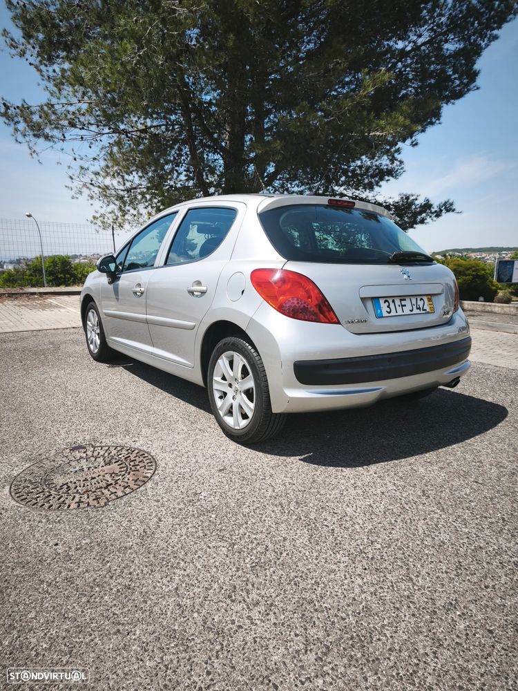 Peugeot 207 1.6 HDi 99g - 7