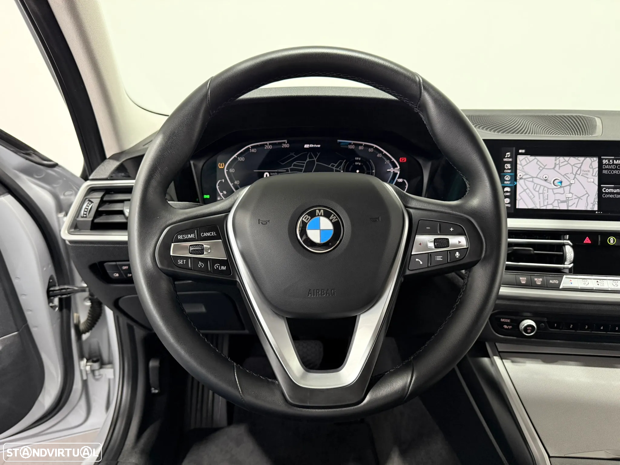 BMW 330 e Corporate Edition Auto - 25