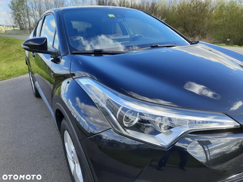 Toyota C-HR - 11