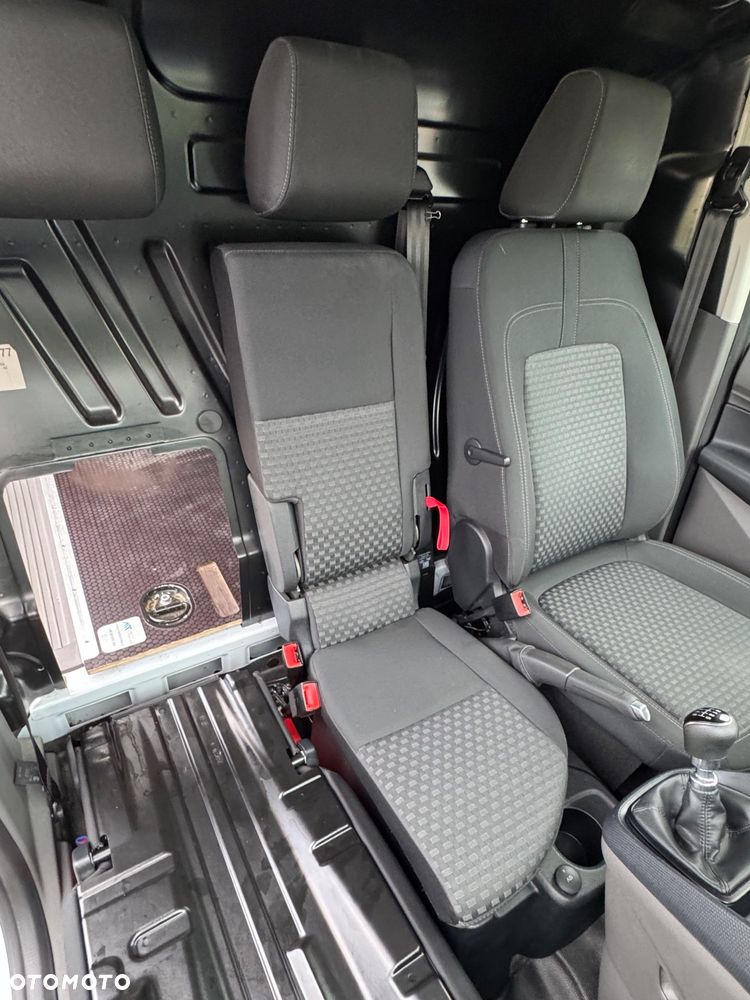 Ford Transit Connect - 14