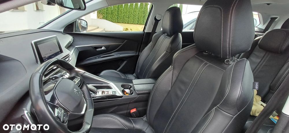 Peugeot 5008 1.2 PureTech Allure S&S EAT6 - 7
