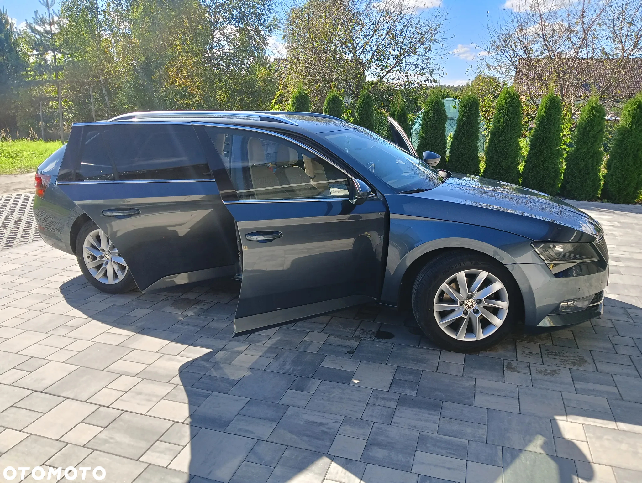 Skoda Superb 2.0 TDI Style DSG - 5