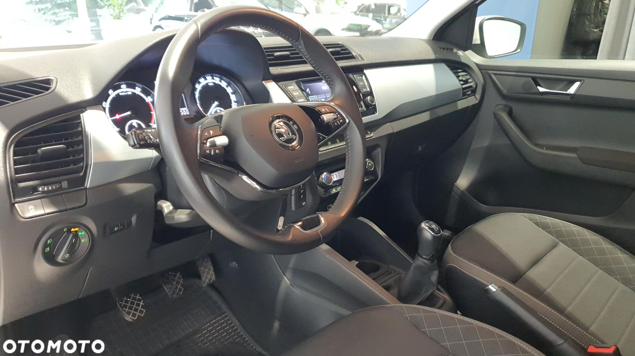 Skoda Fabia 1.0 TSI Ambition Plus - 9
