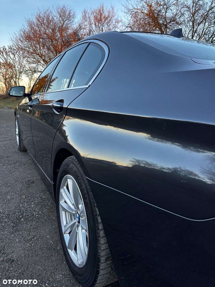 BMW Seria 5 520d Luxury Line - 8