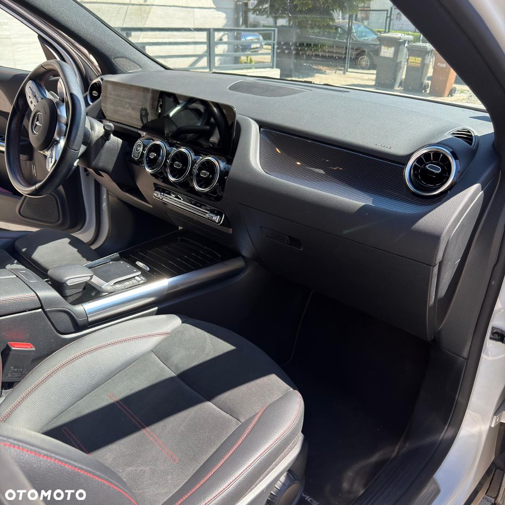 Mercedes-Benz GLA 200 AMG Line - 7