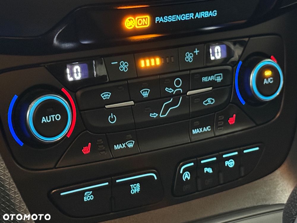 Ford Transit Connect 240 L2 Autm Trend - 28