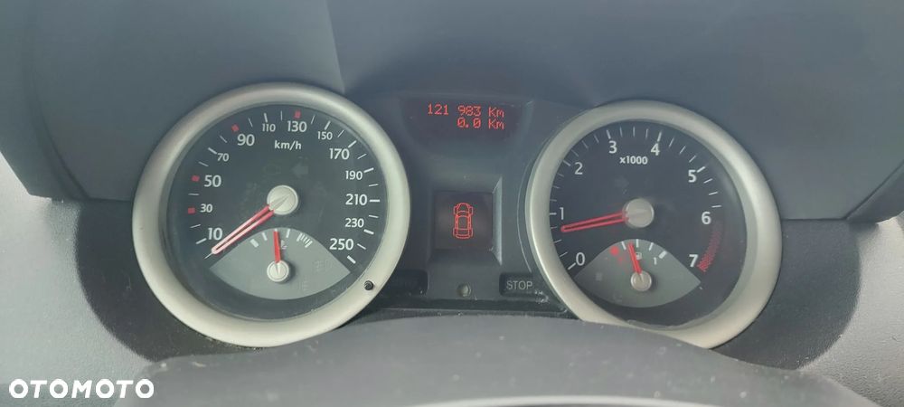 Renault Megane 1.6 16V Confort Authentique - 10