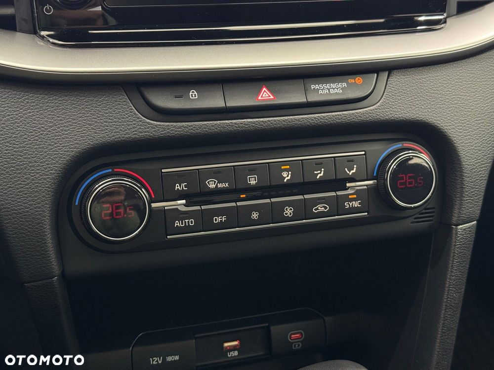 Kia Ceed 1.5 T-GDI M DCT - 24