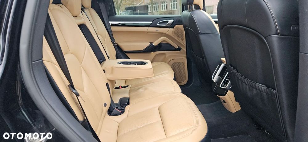 Porsche Cayenne S Tiptronic S - 23