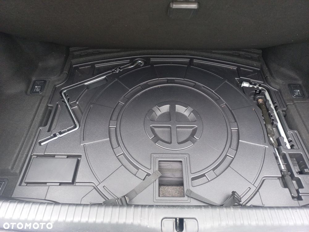 Lexus RC F Prestige - 19