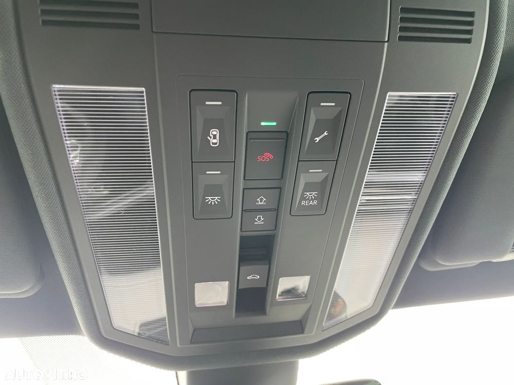 Volkswagen Touareg - 29