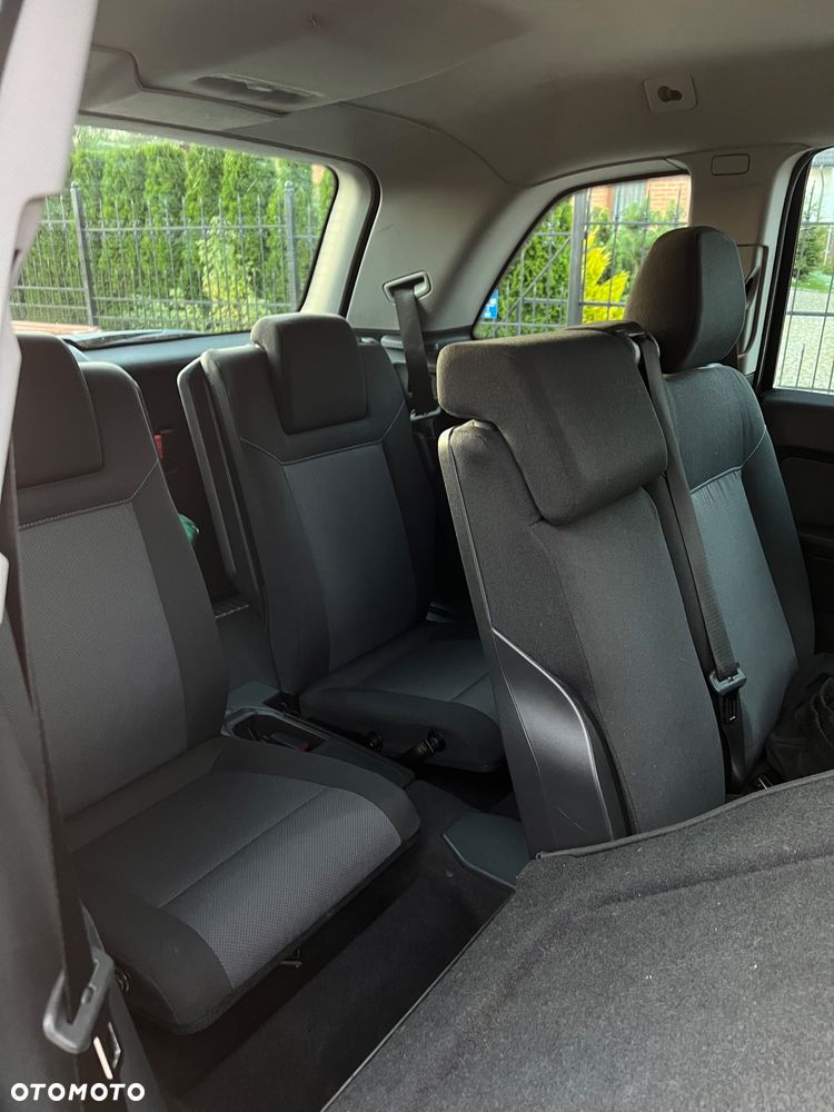 Opel Zafira - 16