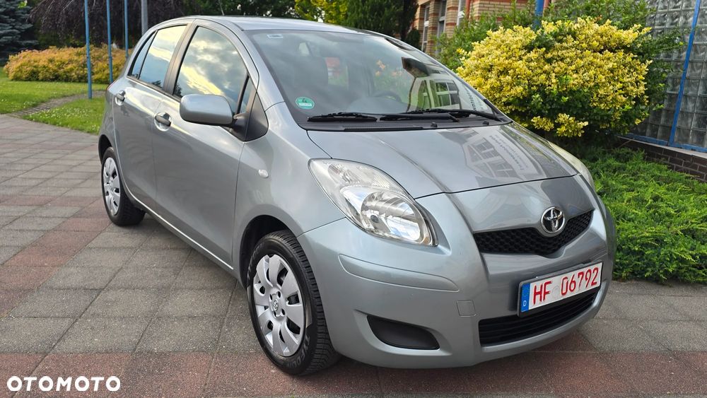 Toyota Yaris - 2