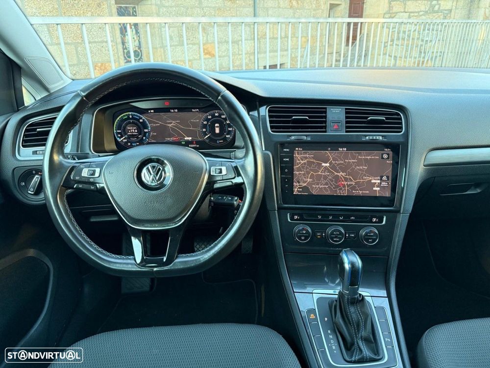 VW e-Golf AC/DC - 21