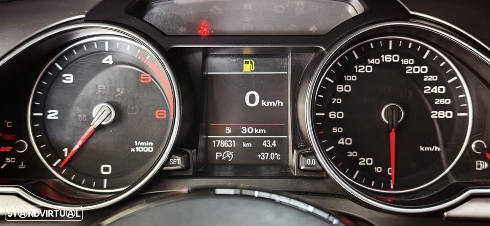 Audi A5 2.0 TDI Multitronic S-line - 31