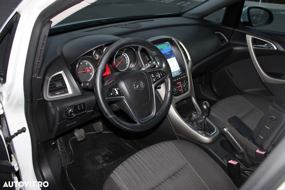 Opel Astra 1.7 CDTI DPF Cosmo - 13