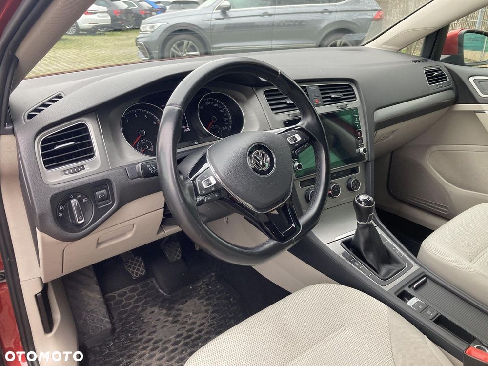 Volkswagen Golf 1.2 TSI BMT Comfortline - 10