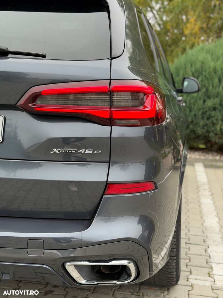 BMW X5 xDrive45e - 16