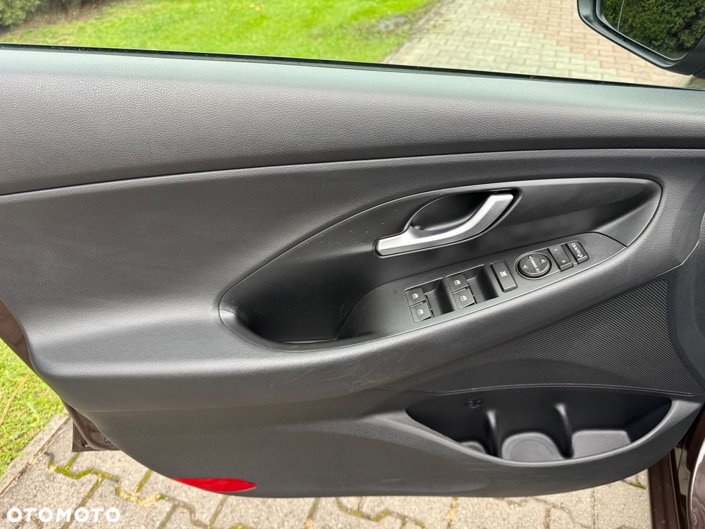 Hyundai i30 1.4 T-GDI Premiere Style - 35