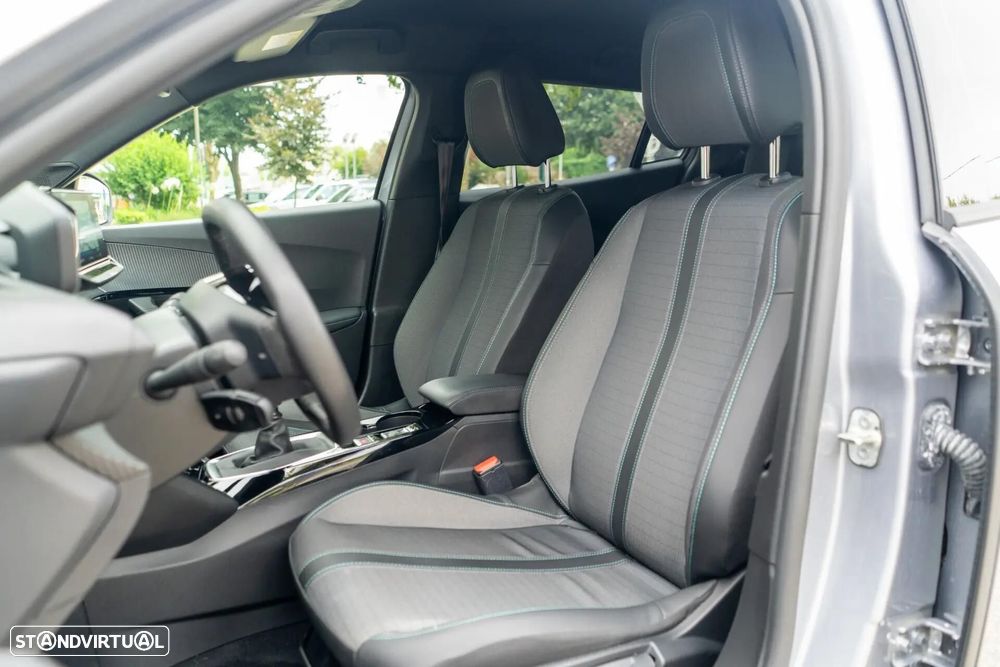 Peugeot 2008 — fotografia 41
