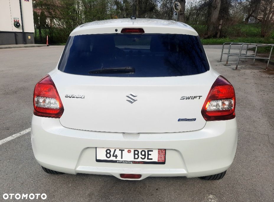 Suzuki Swift 1.2 SHVS Premium Plus - 8