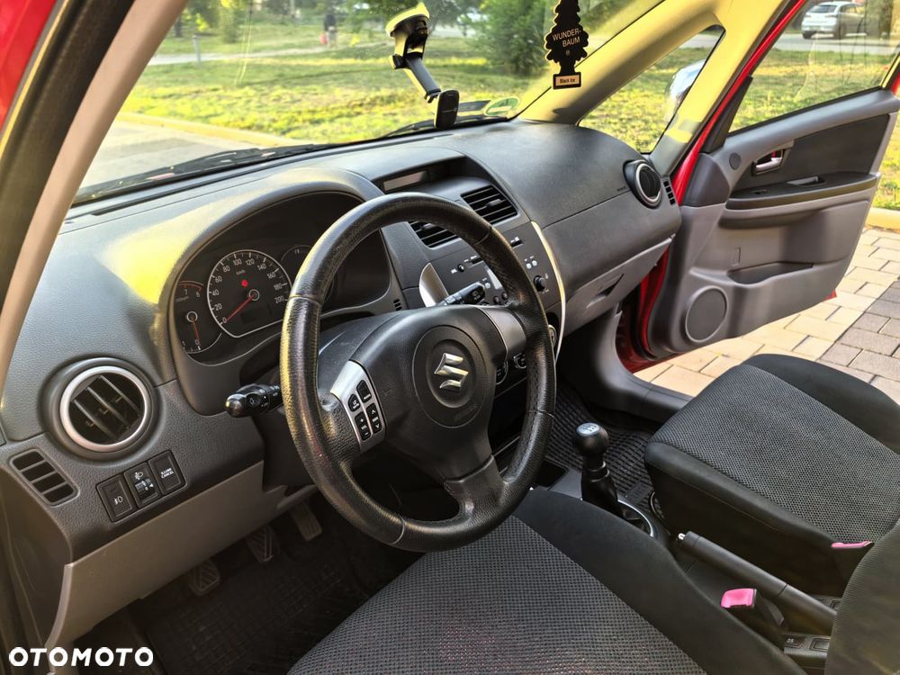 Suzuki SX4 1.6 GLX / Comfort - 8