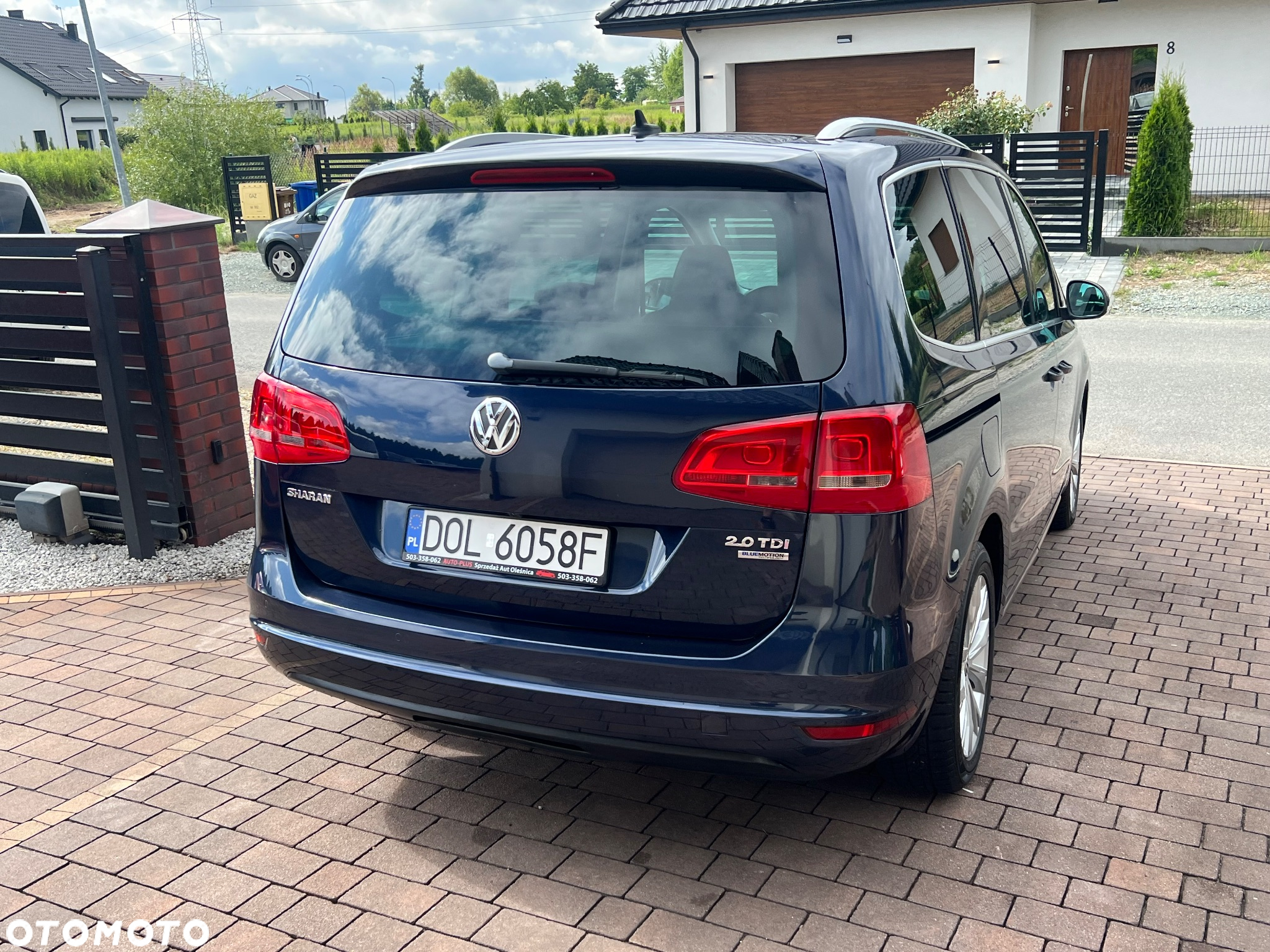 Volkswagen Sharan 2.0 TDI DSG Blue Motion Highline - 16