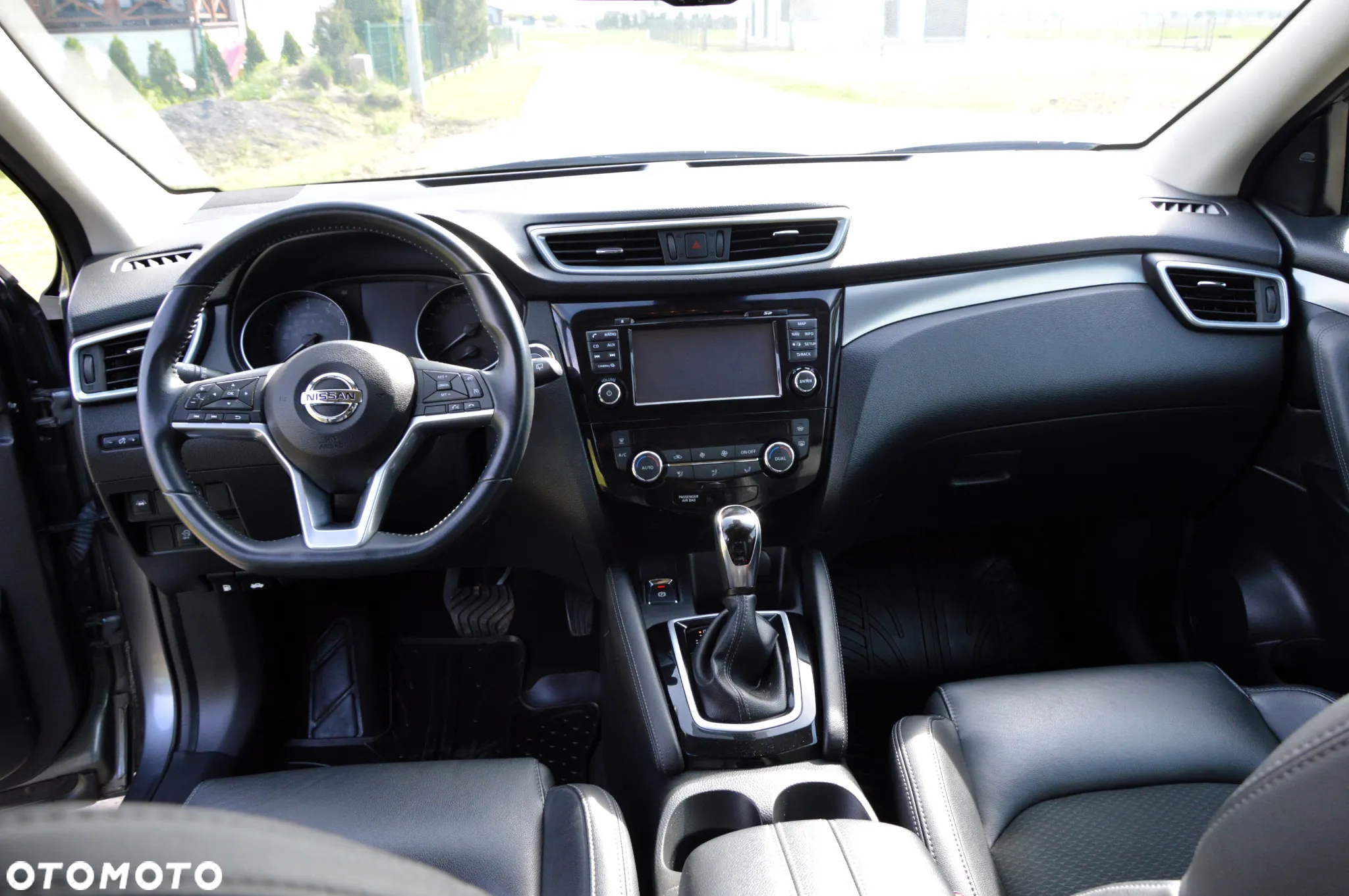 Nissan Qashqai 1.2 DIG-T N-Connecta Xtronic EU6 - 21