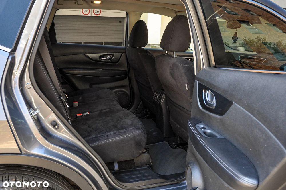 Nissan X-Trail - 12