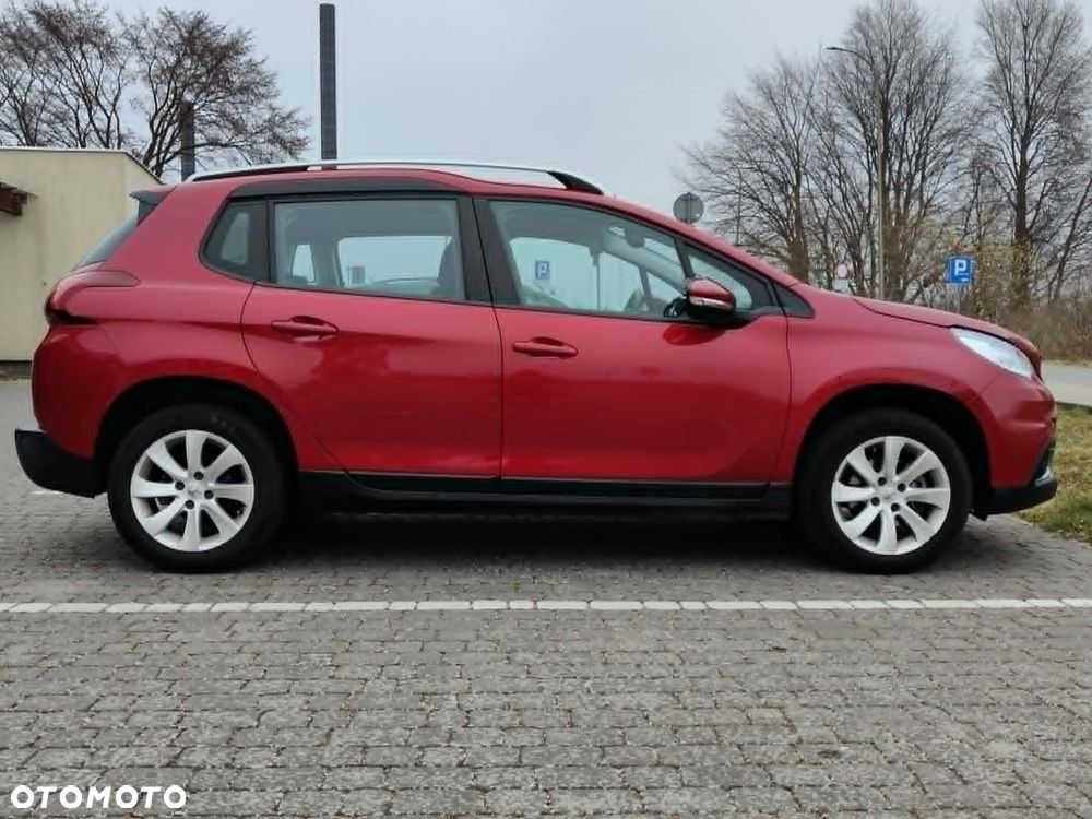 Peugeot 2008 1.2 Pure Tech Active S&S - 7