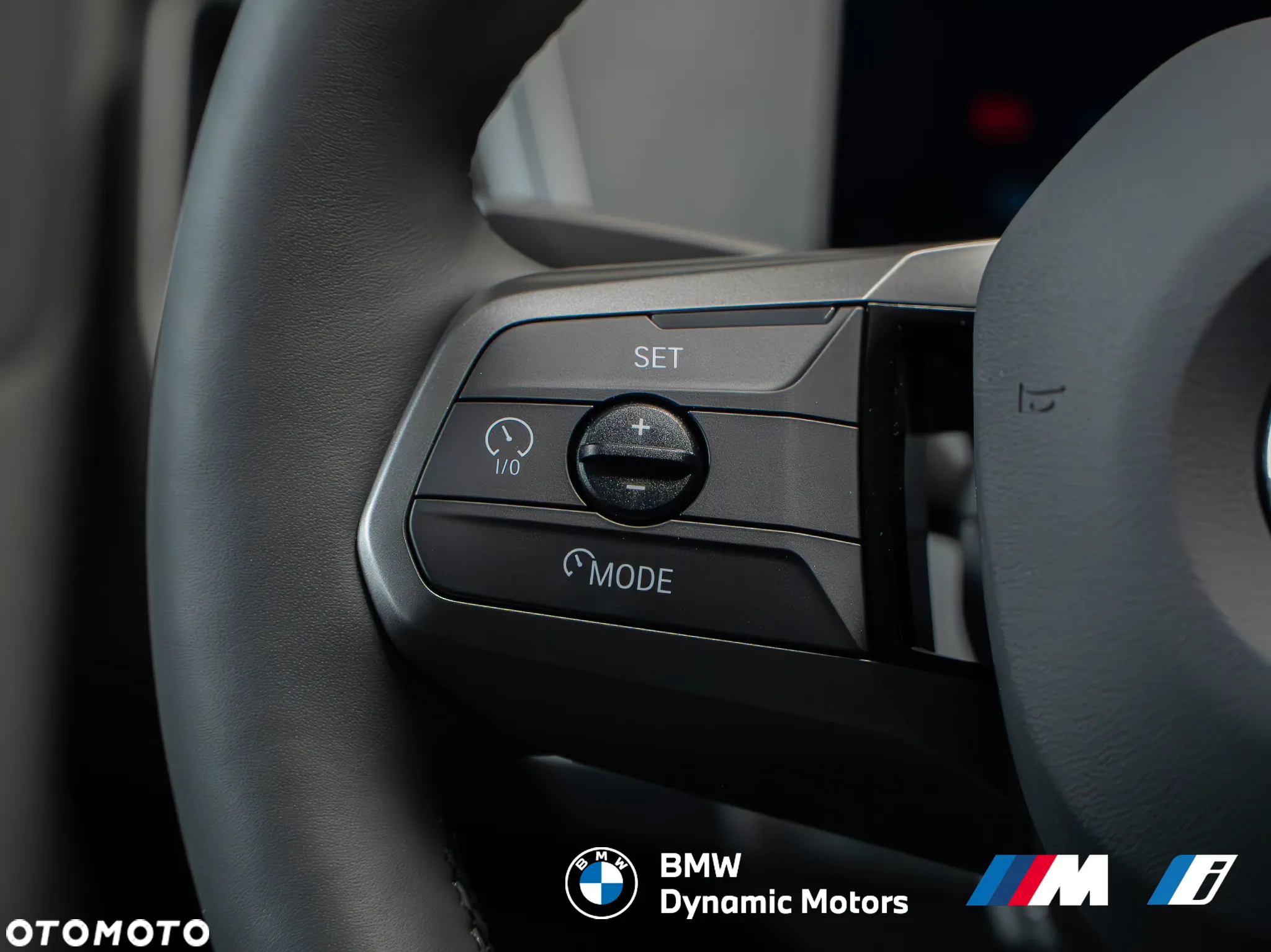 BMW iX xDrive45 - 29