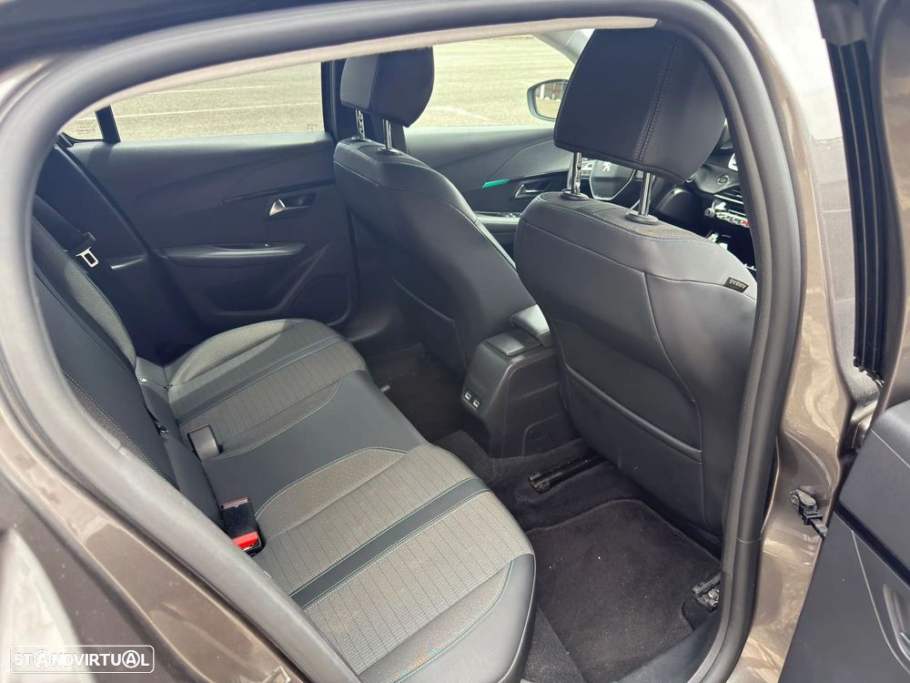 Peugeot 208 1.2 PureTech Allure Pack - 10