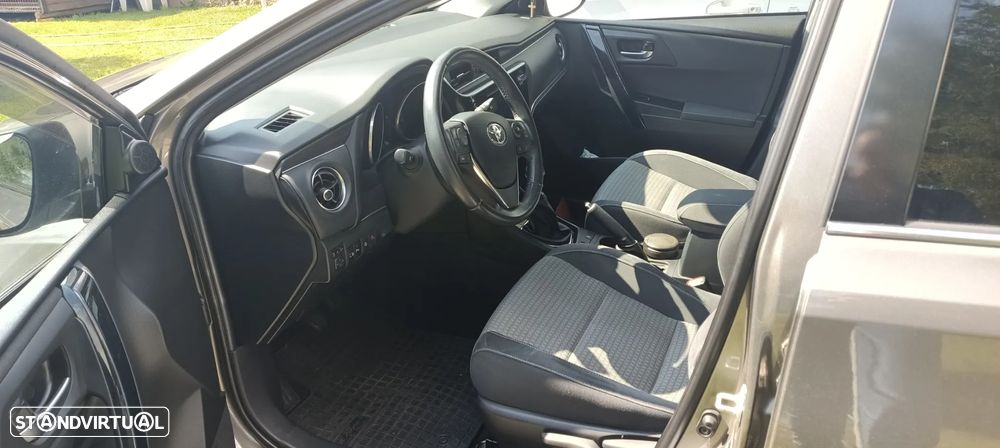 Toyota Auris Touring Sports 1.4 D-4D C.+P.Sport +TSS+Navi - 8