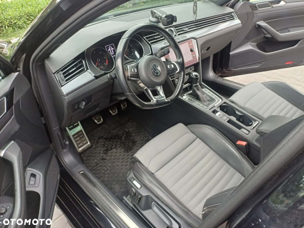 Volkswagen Passat - 5